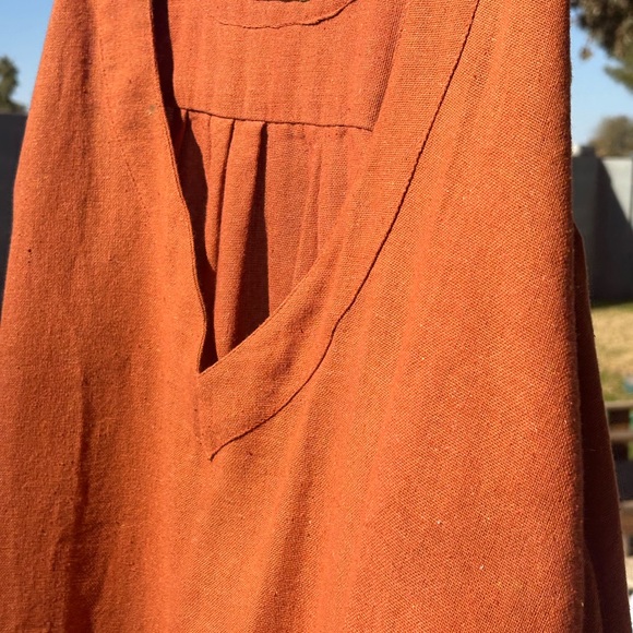 Dejá Smock Rust - Picture 10 of 11